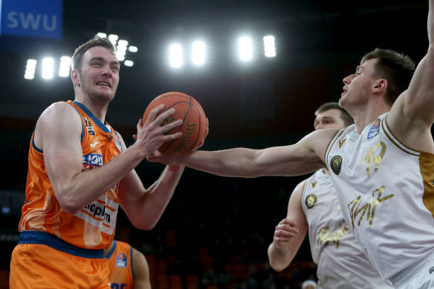 轻微侧移拉 轻微侧移拉